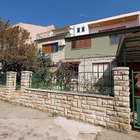Apartment Fuer 8 Personen Ca 130 Qm In Pula, Istrien Istrische Riviera *