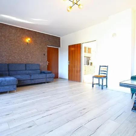 Fuer 8 Personen Ca 130 Qm In Pula, Istrien Istrische Riviera
