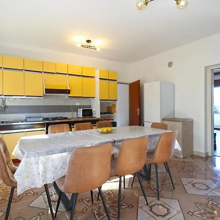 Fuer 8 Personen Ca 130 Qm In Pula, Istrien Istrische Riviera *